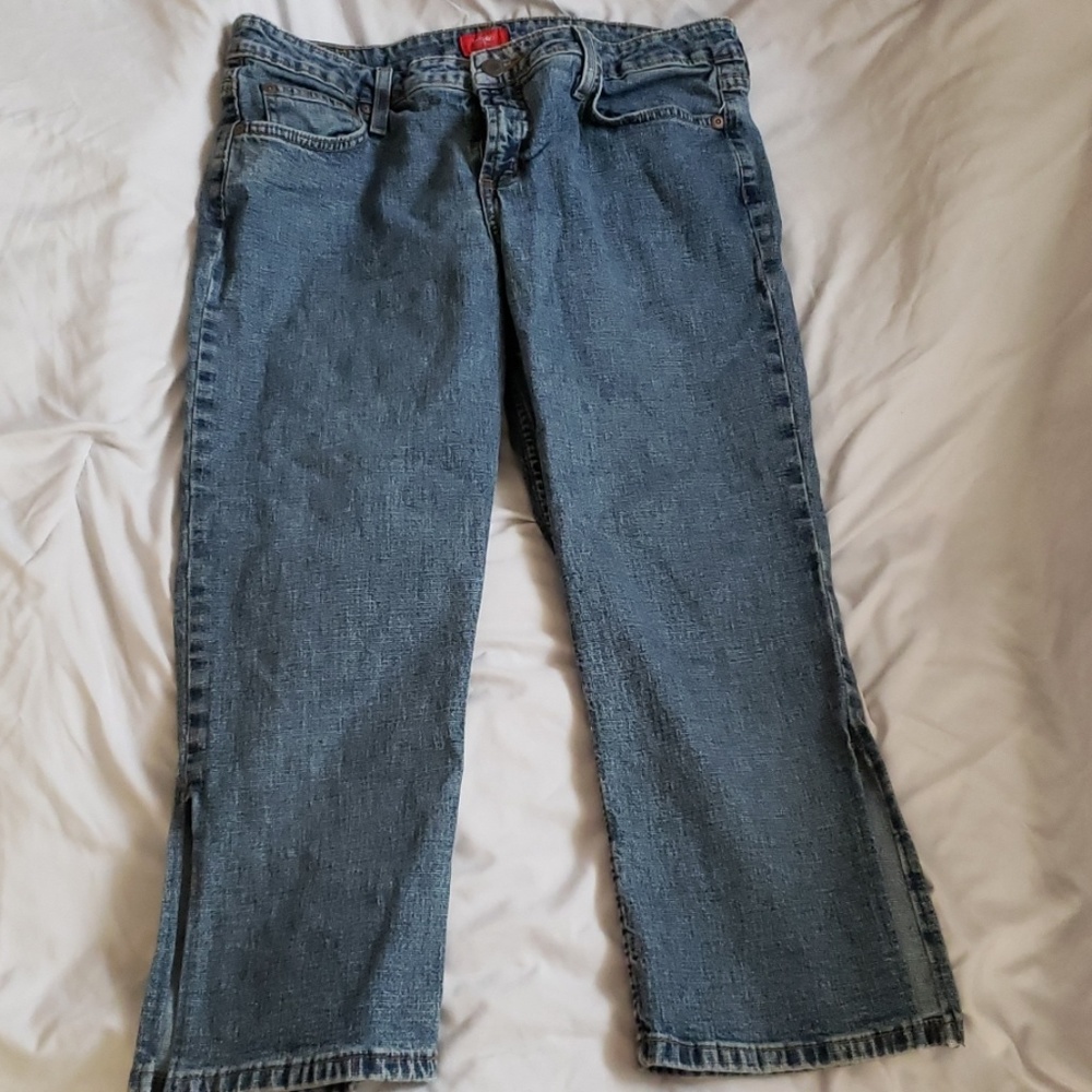 Mossimo Capris - Picture 2 of 2